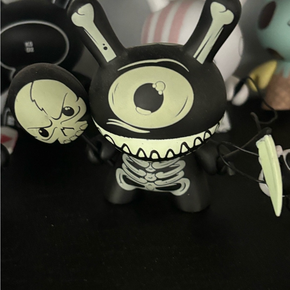 Kidrobot Ye Olde English Grim Reaper Dunny Bunny 2008 Skeleton Vinyl Figure